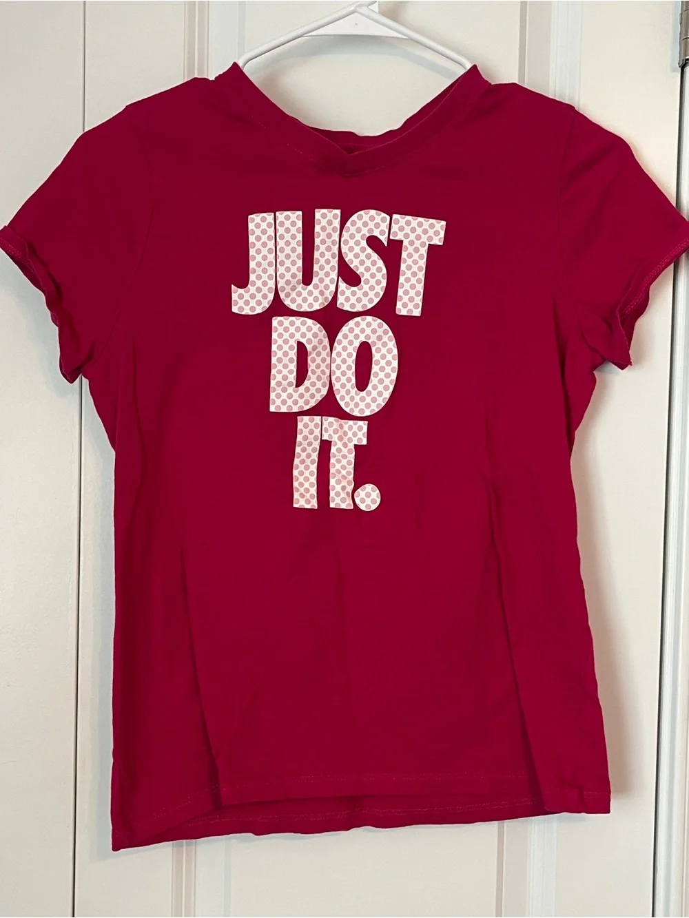 Nike Girls' Bright Pink 'Just Do It.' Graphic Tee